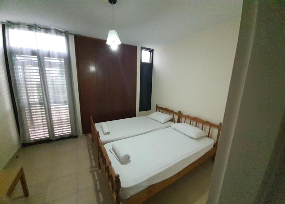 Lovely 2 Bedrooms In The Tourist Area In Paphos . Екстериор снимка